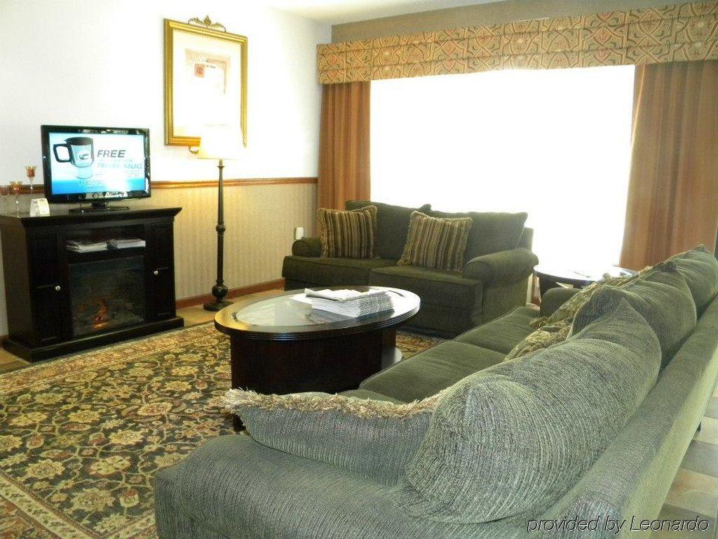 Best Western Dunkirk & Fredonia Inn Room photo